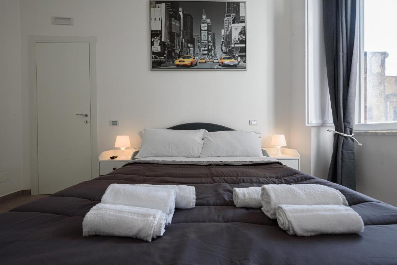 Af Appart'Hotel Napoli Bagian luar foto