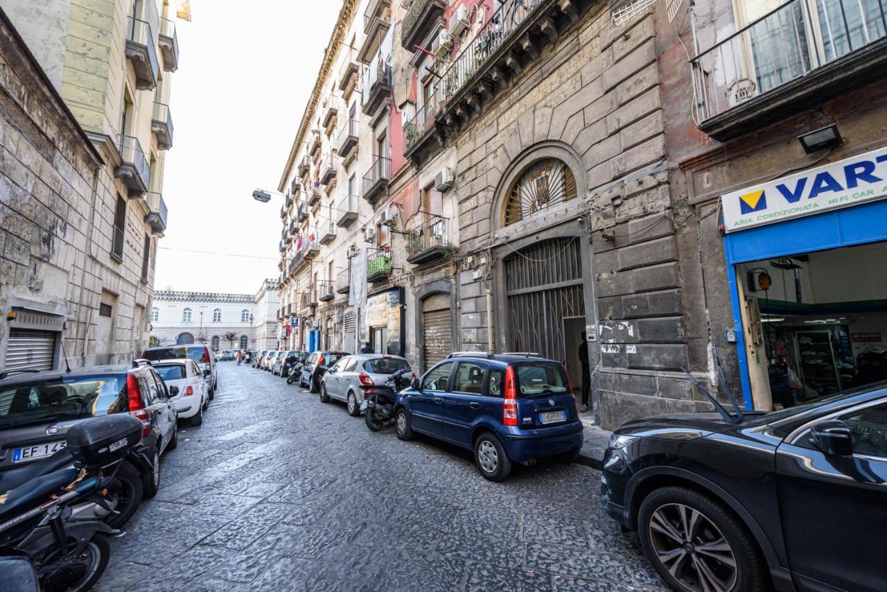 Af Appart'Hotel Napoli Bagian luar foto